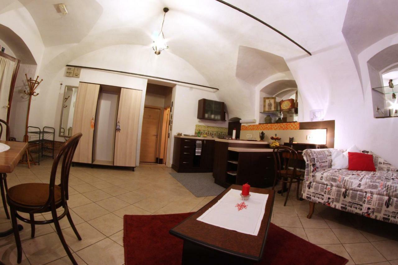 Apartman Korzo วาราชดีน ภายนอก รูปภาพ