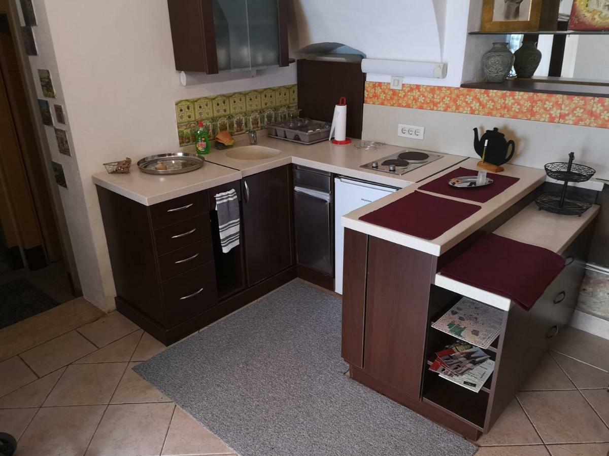 Apartman Korzo วาราชดีน ภายนอก รูปภาพ